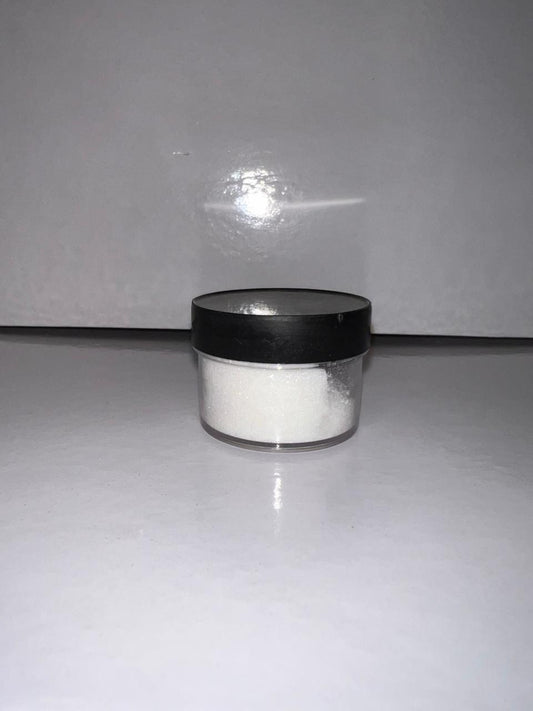 Raw vanilla powder